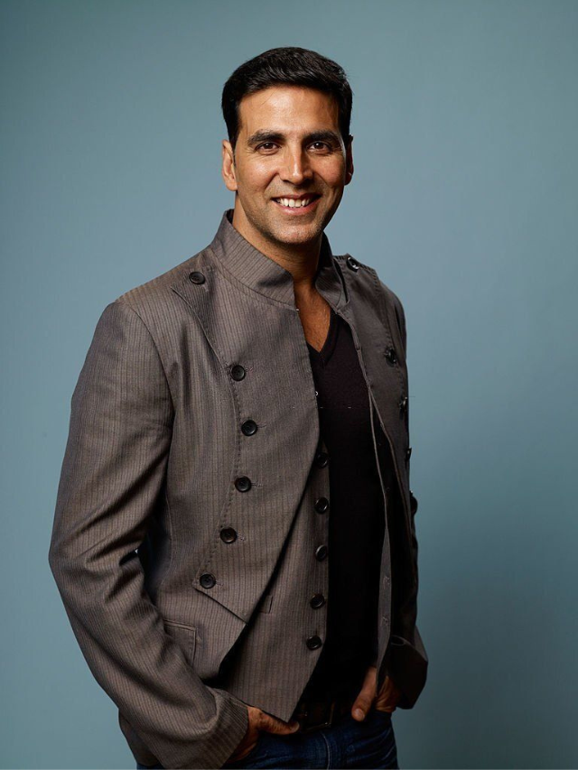 Akshay Kumar की इन 7 फिल्मों ने ओपनिंग डे  किया शानदार कलेक्शन!